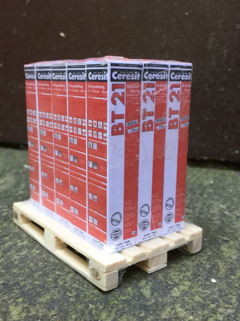 Euro-Palette mit Dachbahn BT21 Ceresit